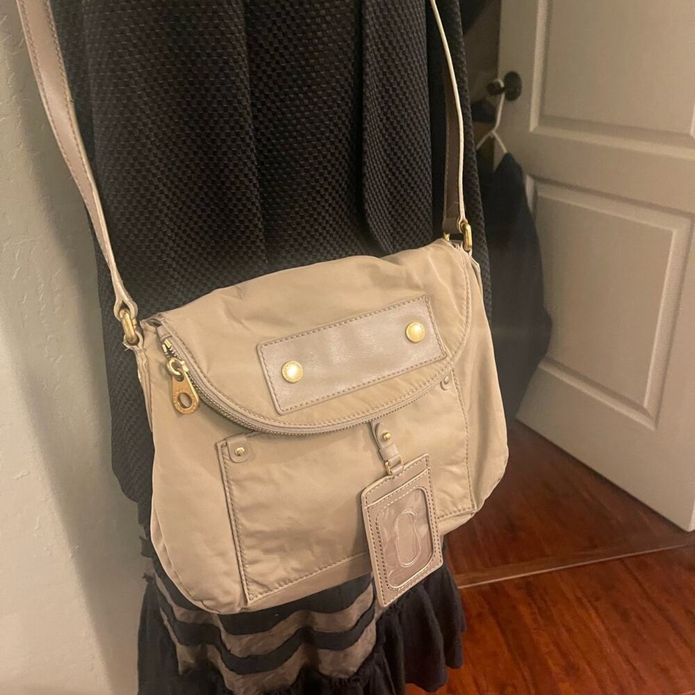 Marc Jacobs preppy nylon messenger bag taupe